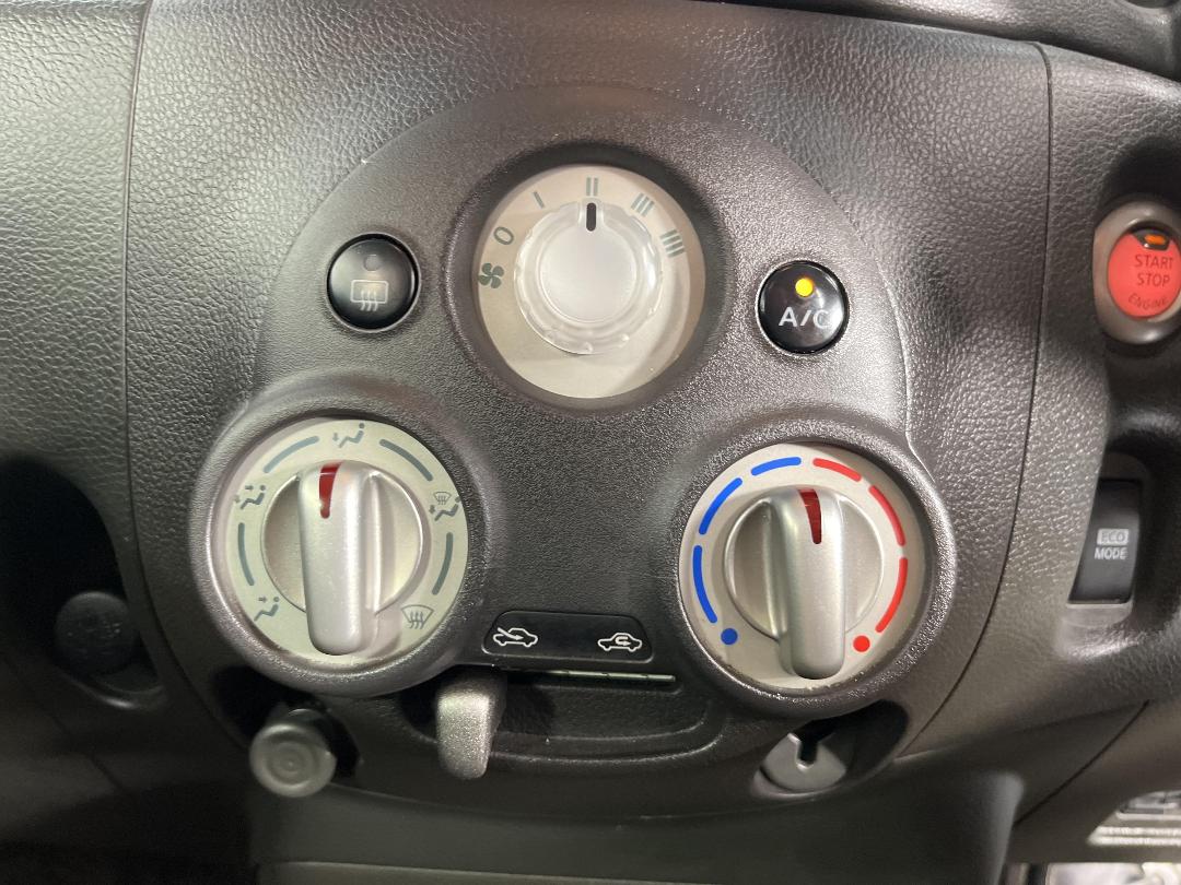 Photo '25' of Nissan Cube