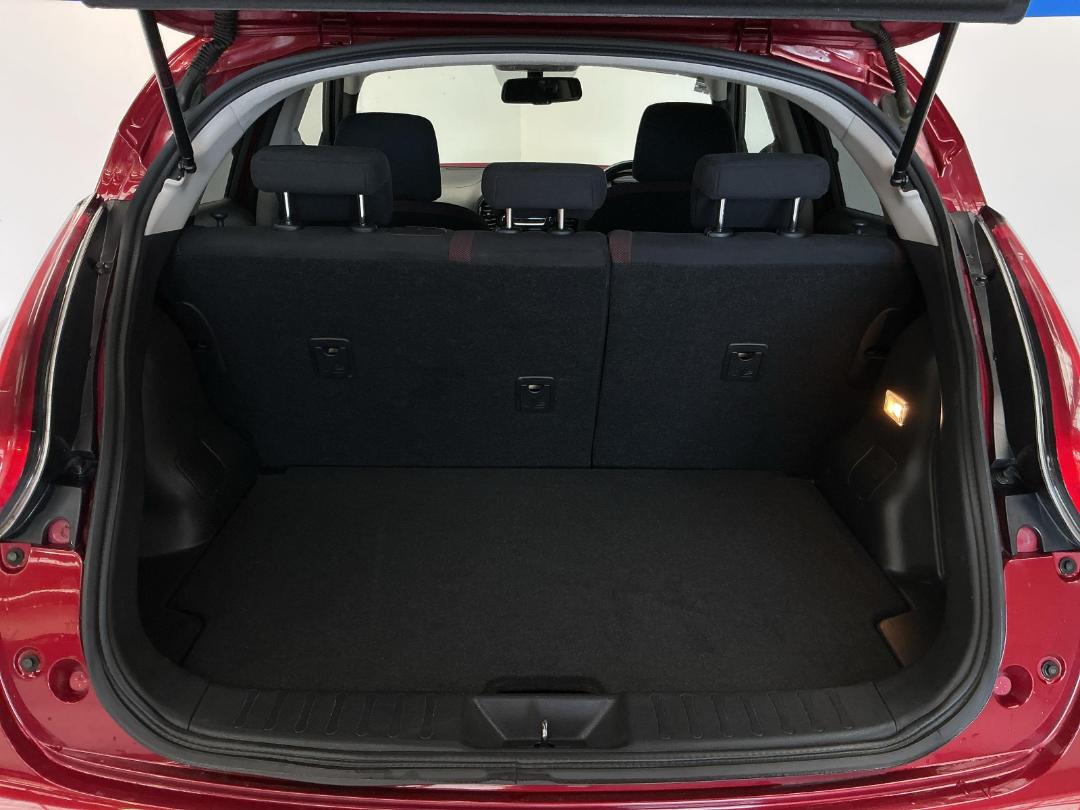 Photo '14' of Nissan Juke Photo '14' of Nissan Juke