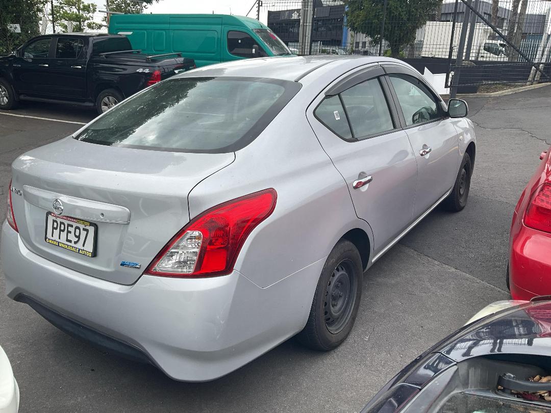 Photo '5' of Nissan Latio Photo '5' of Nissan Latio