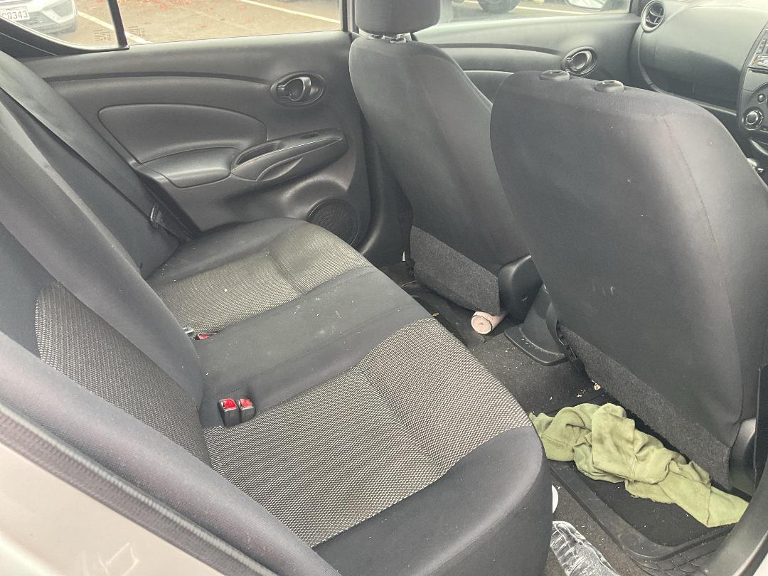 Photo '10' of Nissan Latio Photo '10' of Nissan Latio