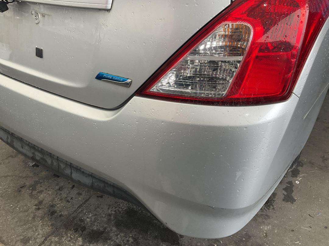 Photo '15' of Nissan Latio Photo '15' of Nissan Latio