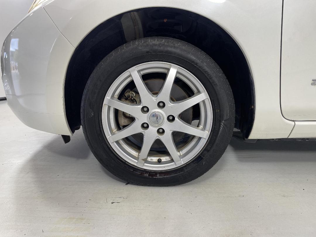 Photo '10' of Nissan Leaf Photo '10' of Nissan Leaf