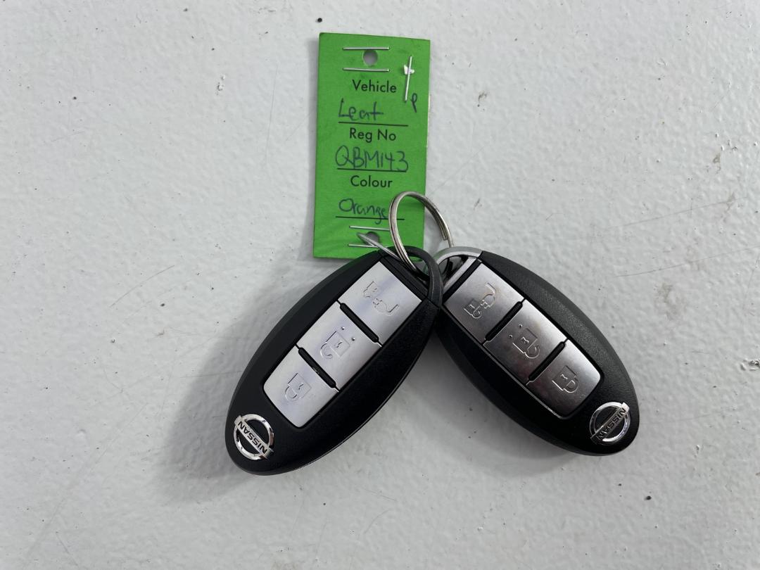 Photo '22' of Nissan Leaf