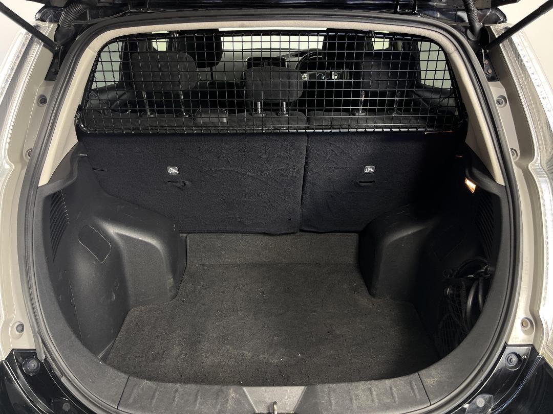 Photo '14' of Nissan Leaf