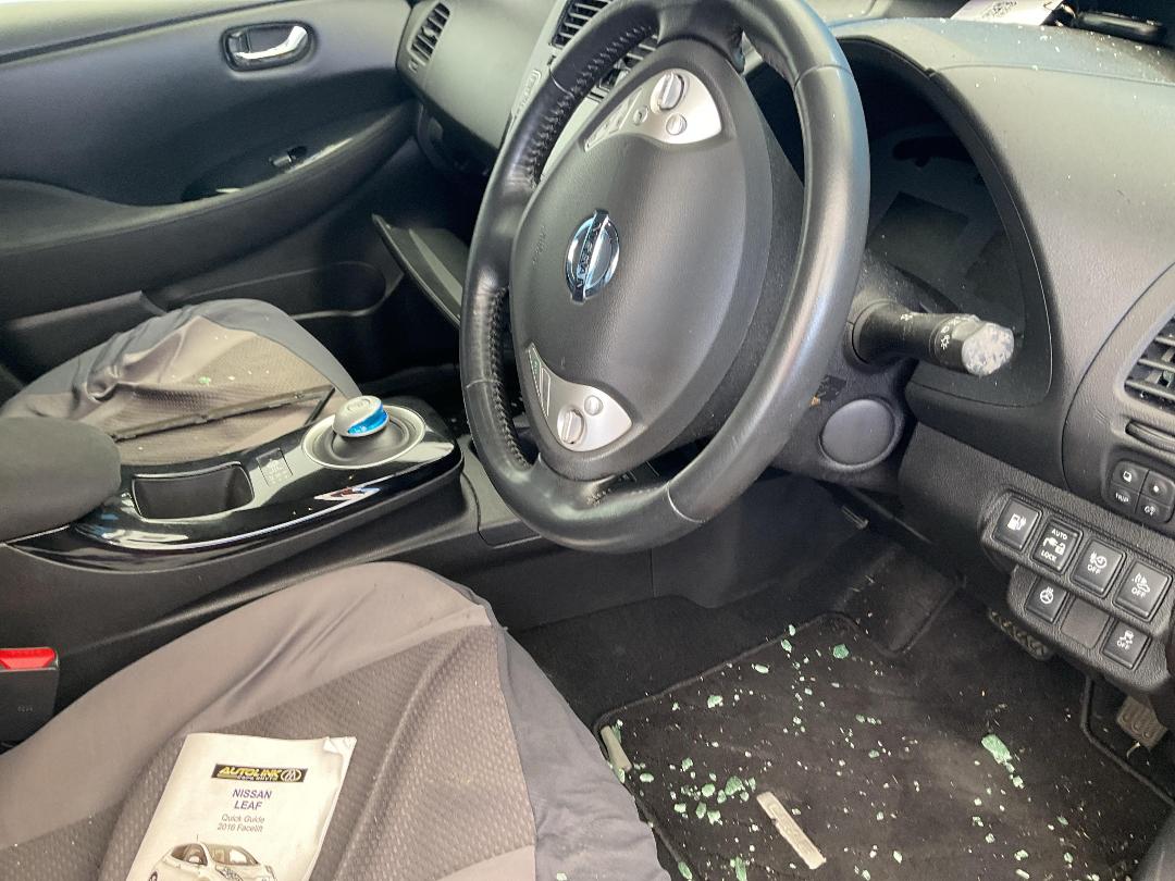 Photo '8' of Nissan Leaf