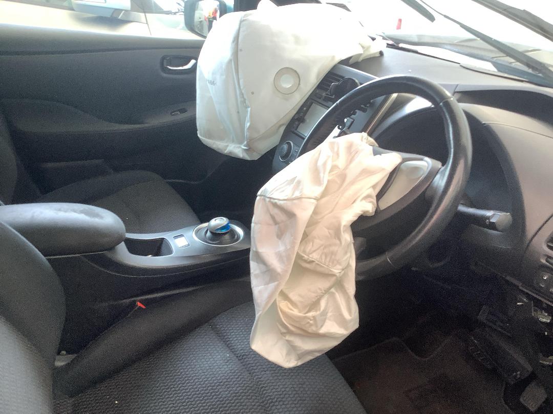 Photo '15' of Nissan Leaf Photo '15' of Nissan Leaf