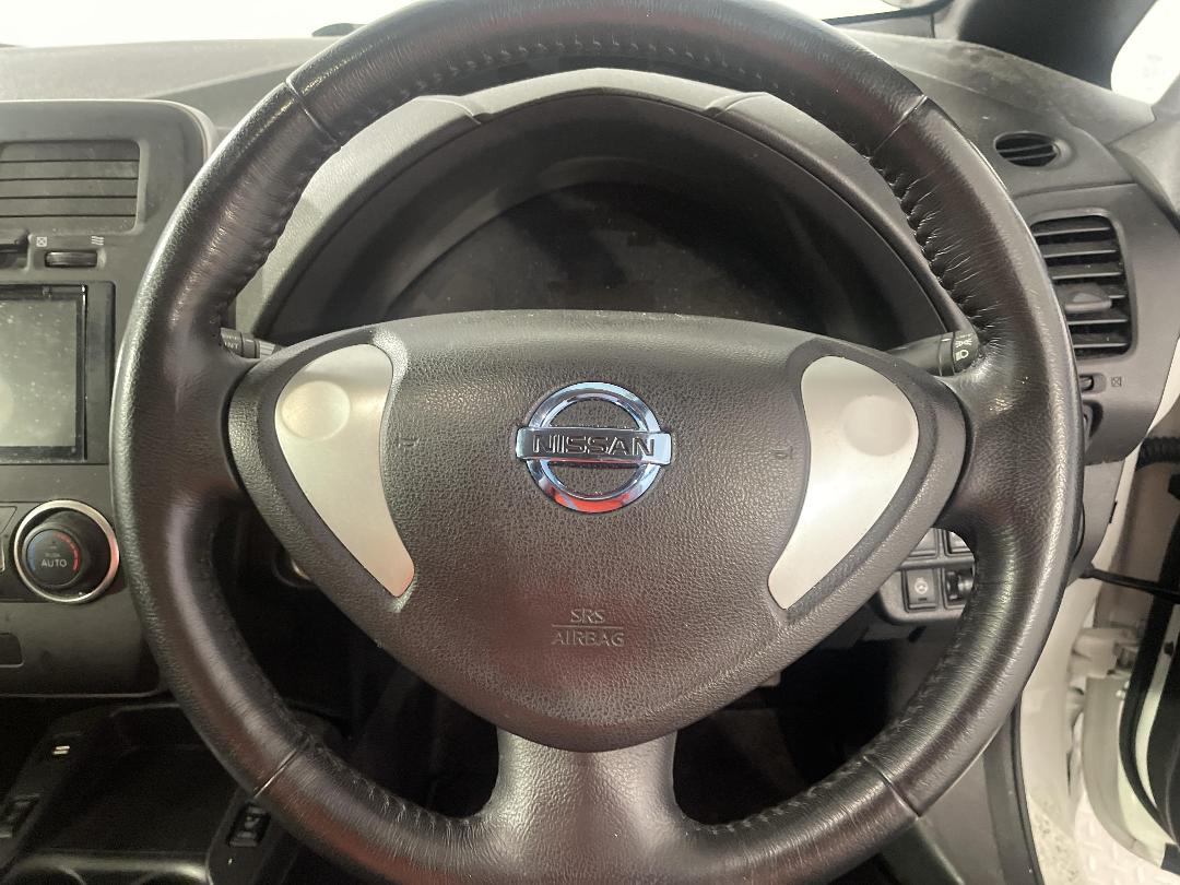 Photo '25' of Nissan Leaf