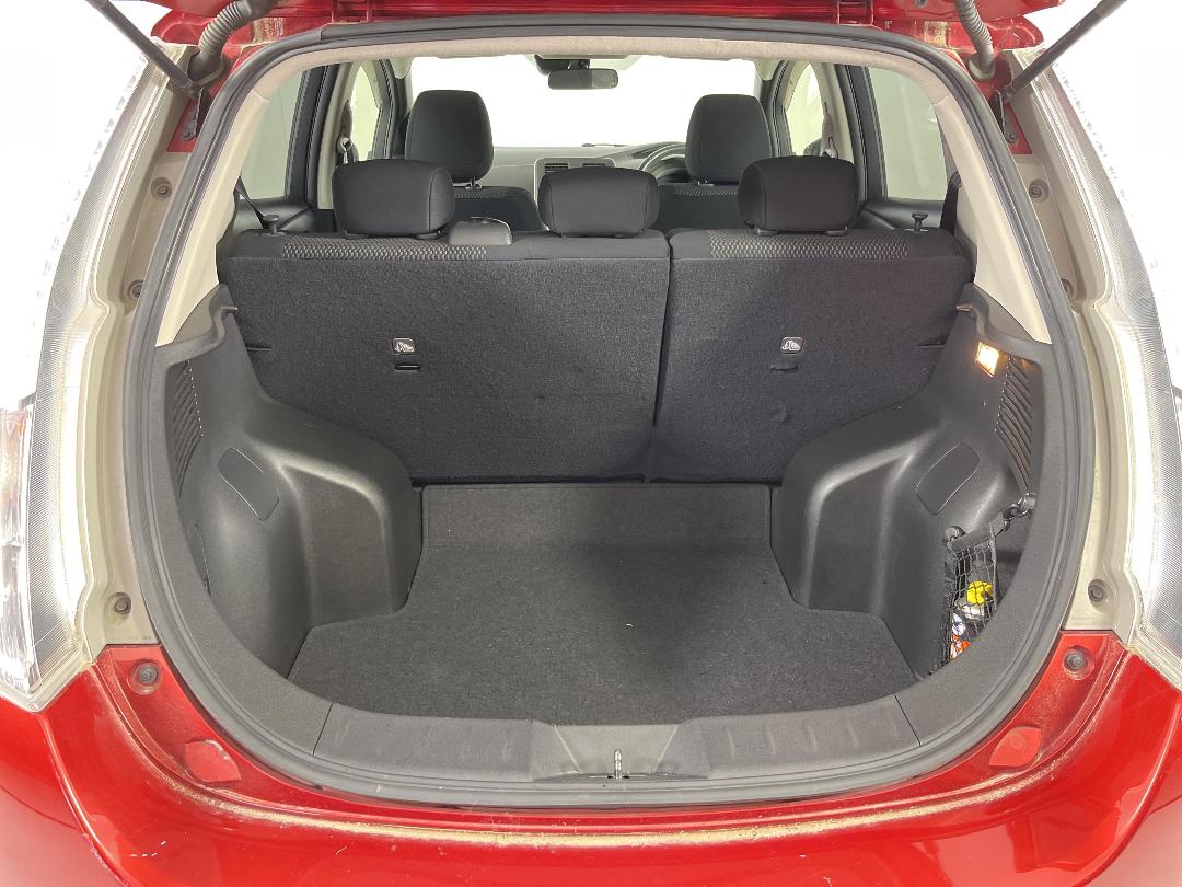 Photo '14' of Nissan Leaf Photo '14' of Nissan Leaf