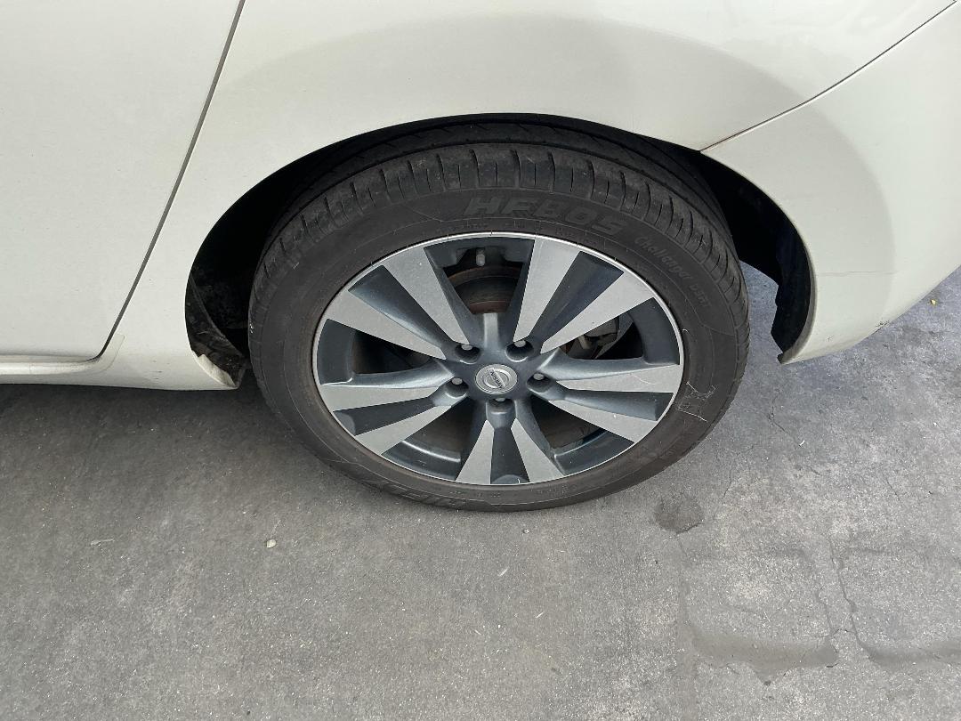 Photo '29' of Nissan Leaf Photo '29' of Nissan Leaf