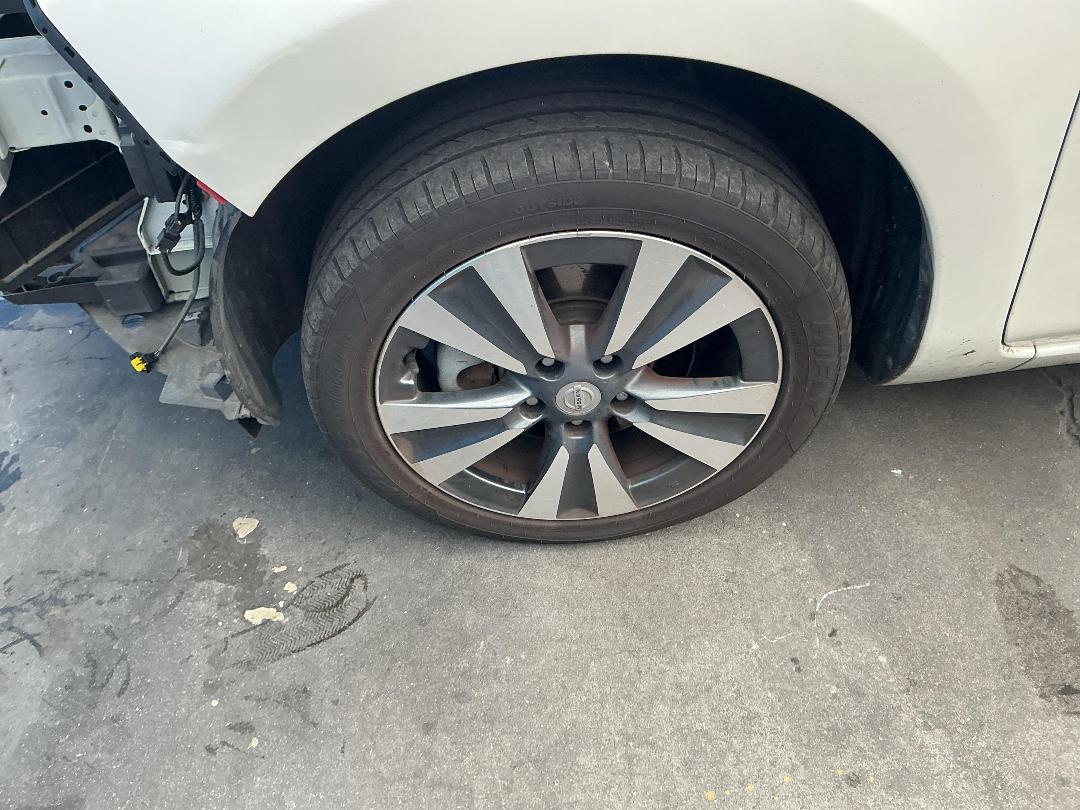 Photo '28' of Nissan Leaf Photo '28' of Nissan Leaf