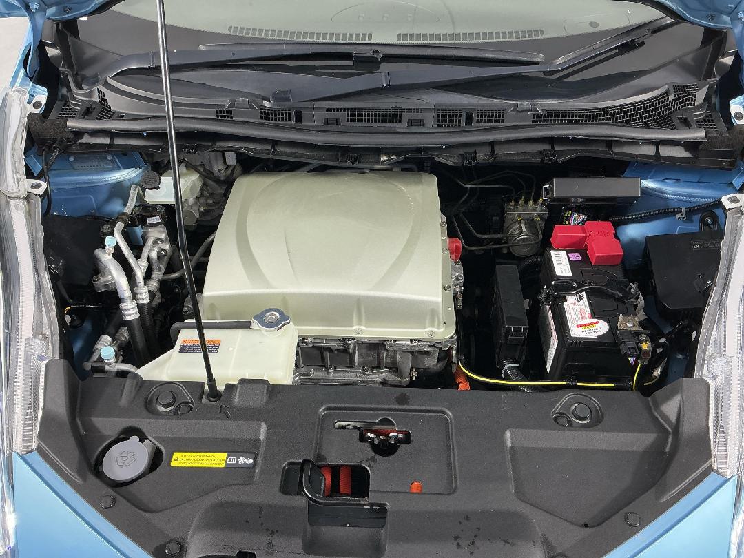 Photo '13' of Nissan Leaf