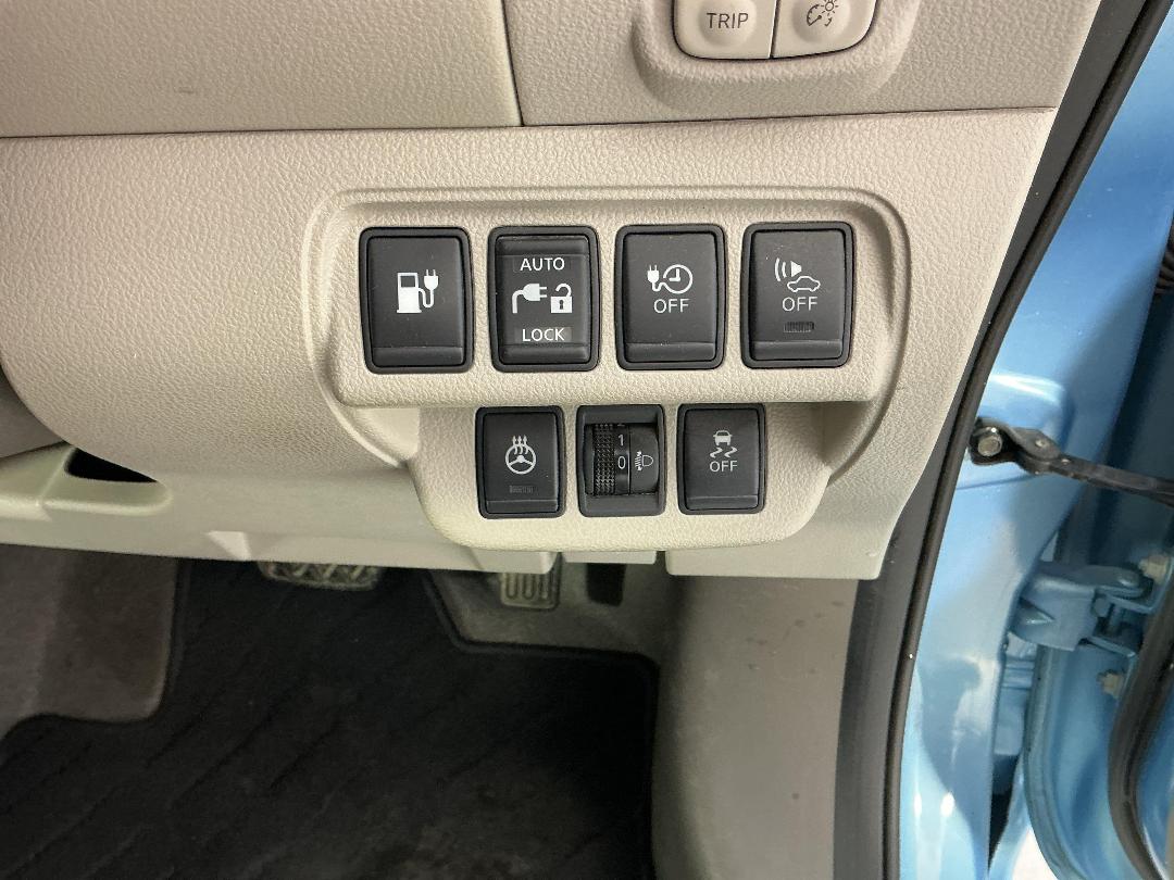 Photo '25' of Nissan Leaf