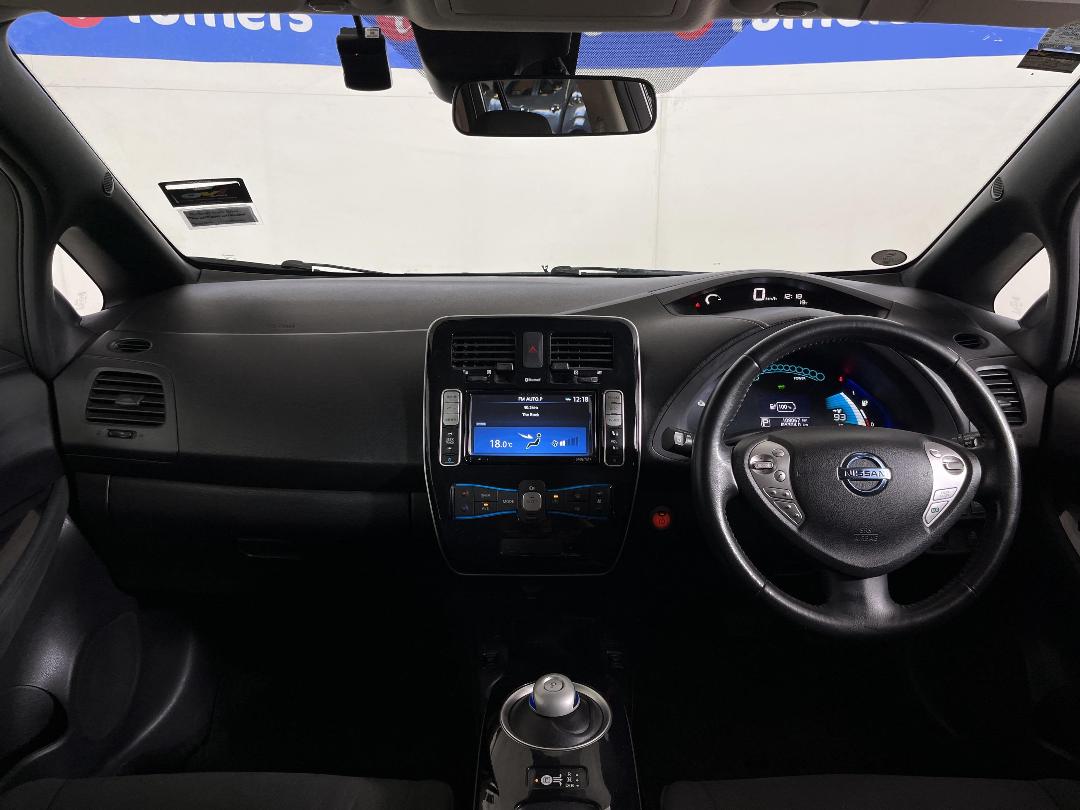 Photo '17' of Nissan Leaf