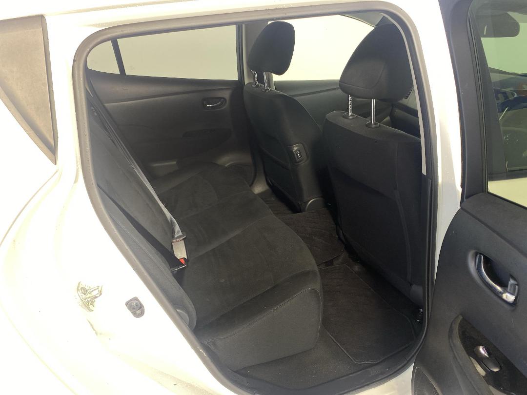 Photo '20' of Nissan Leaf