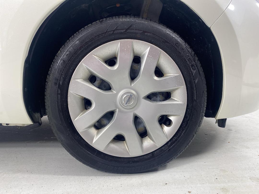 Photo '9' of Nissan Leaf