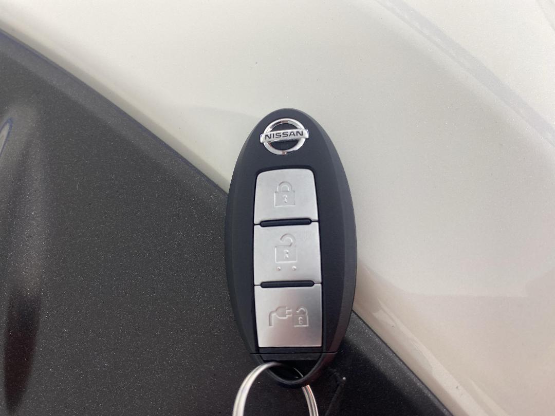 Photo '22' of Nissan Leaf