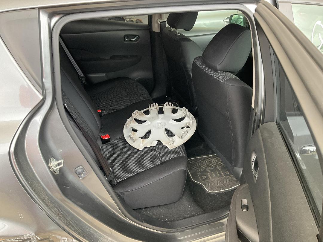 Photo '10' of Nissan Leaf Photo '10' of Nissan Leaf