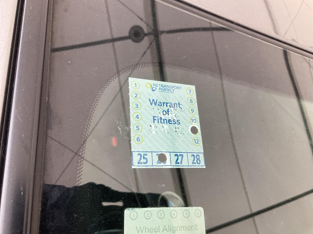 Photo '12' of Nissan Leaf Photo '12' of Nissan Leaf