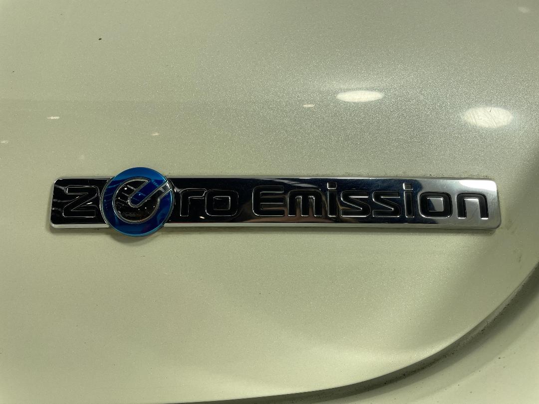 Photo '30' of Nissan Leaf