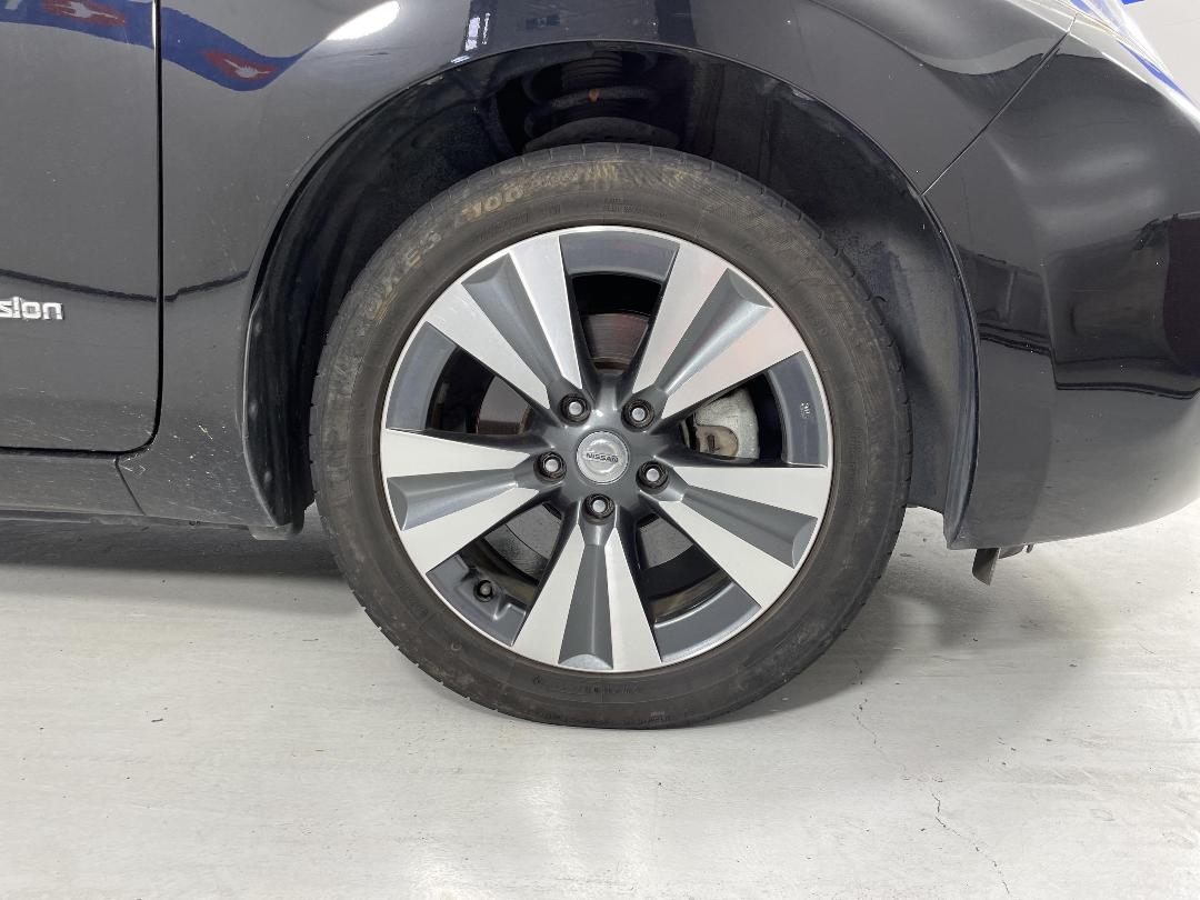 Photo '7' of Nissan Leaf