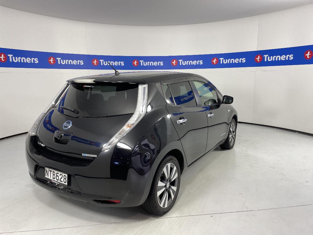 Photo '6' of Nissan Leaf