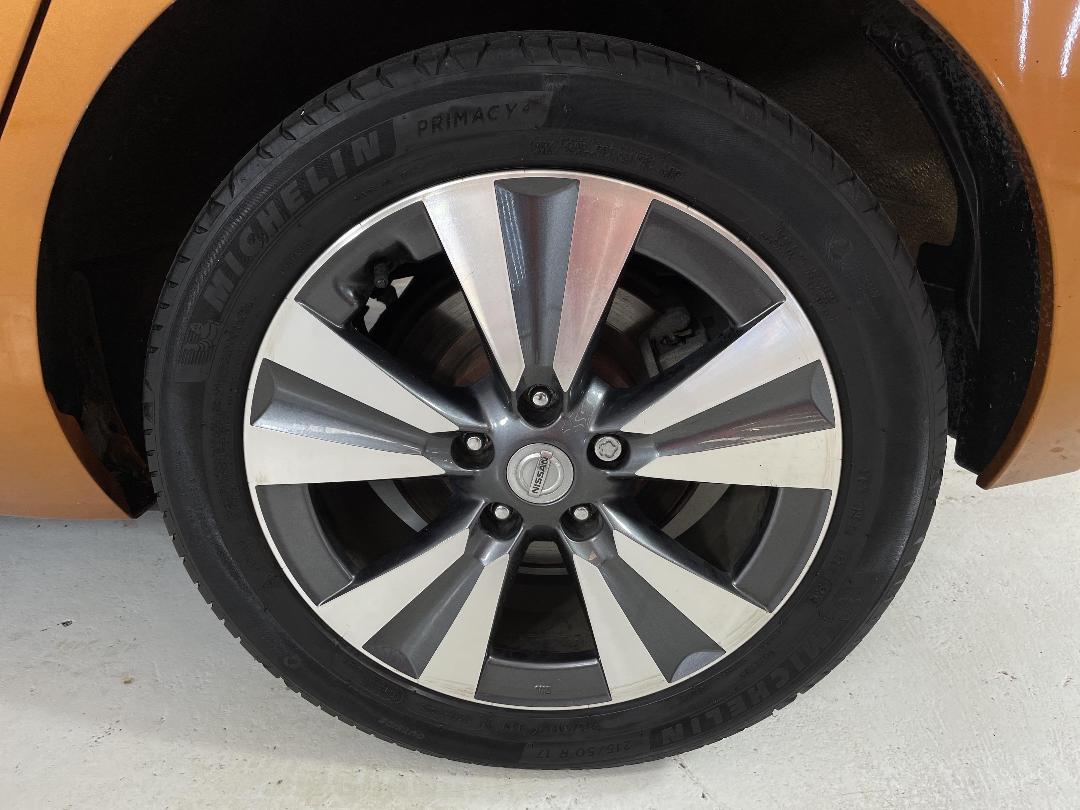 Photo '11' of Nissan Leaf Photo '11' of Nissan Leaf