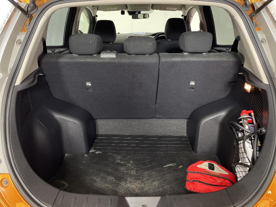 Photo '14' of Nissan Leaf Photo '14' of Nissan Leaf