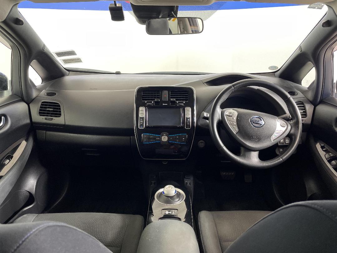 Photo '17' of Nissan Leaf Photo '17' of Nissan Leaf