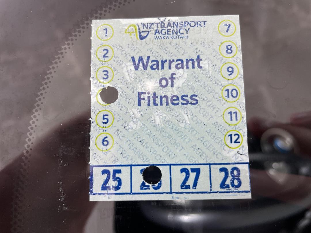 Photo '23' of Nissan Leaf Photo '23' of Nissan Leaf