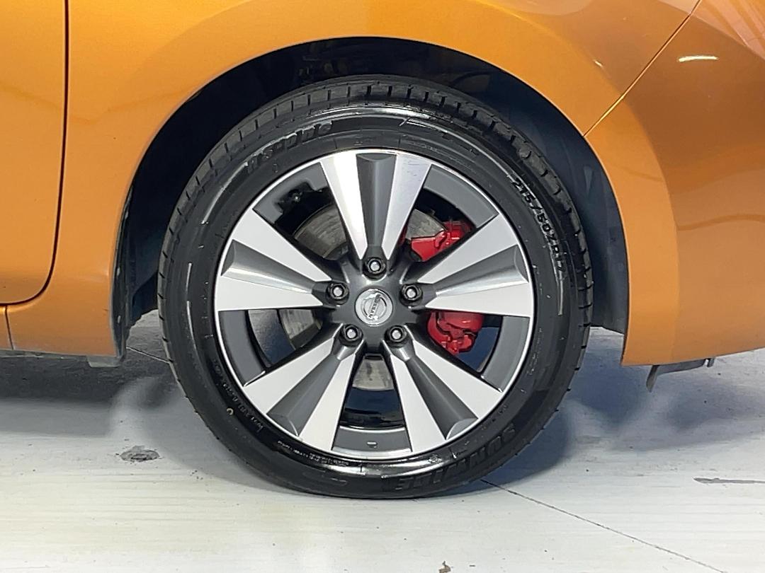 Photo '9' of Nissan Leaf