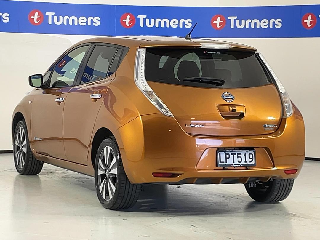 Photo '7' of Nissan Leaf