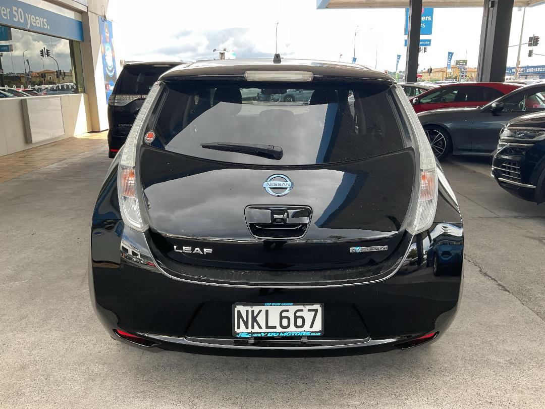 Photo '8' of Nissan Leaf