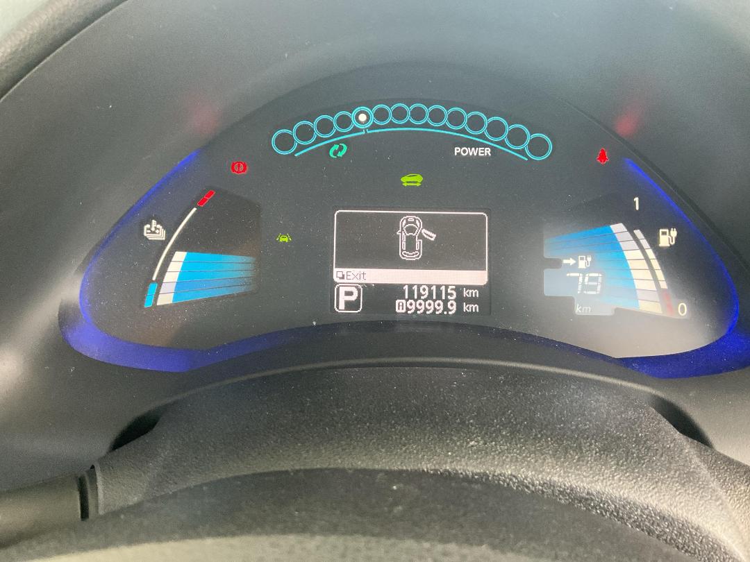 Photo '16' of Nissan Leaf