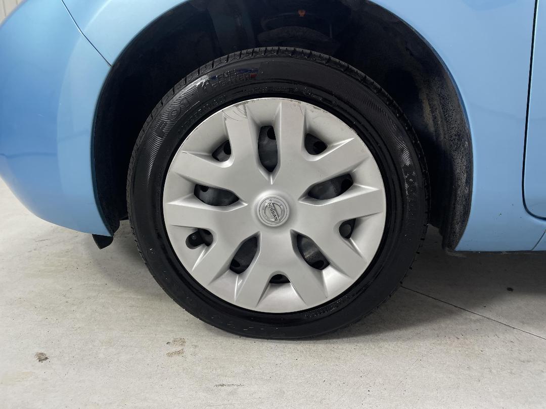 Photo '10' of Nissan Leaf