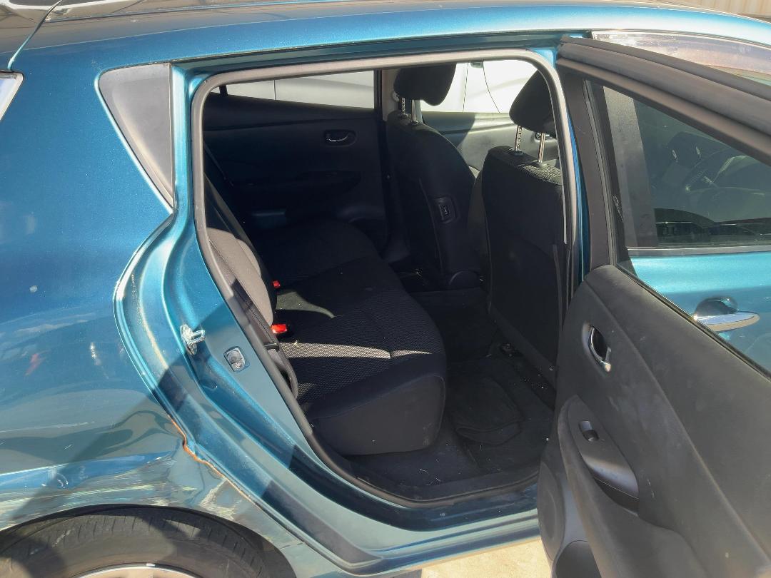 Photo '8' of Nissan Leaf