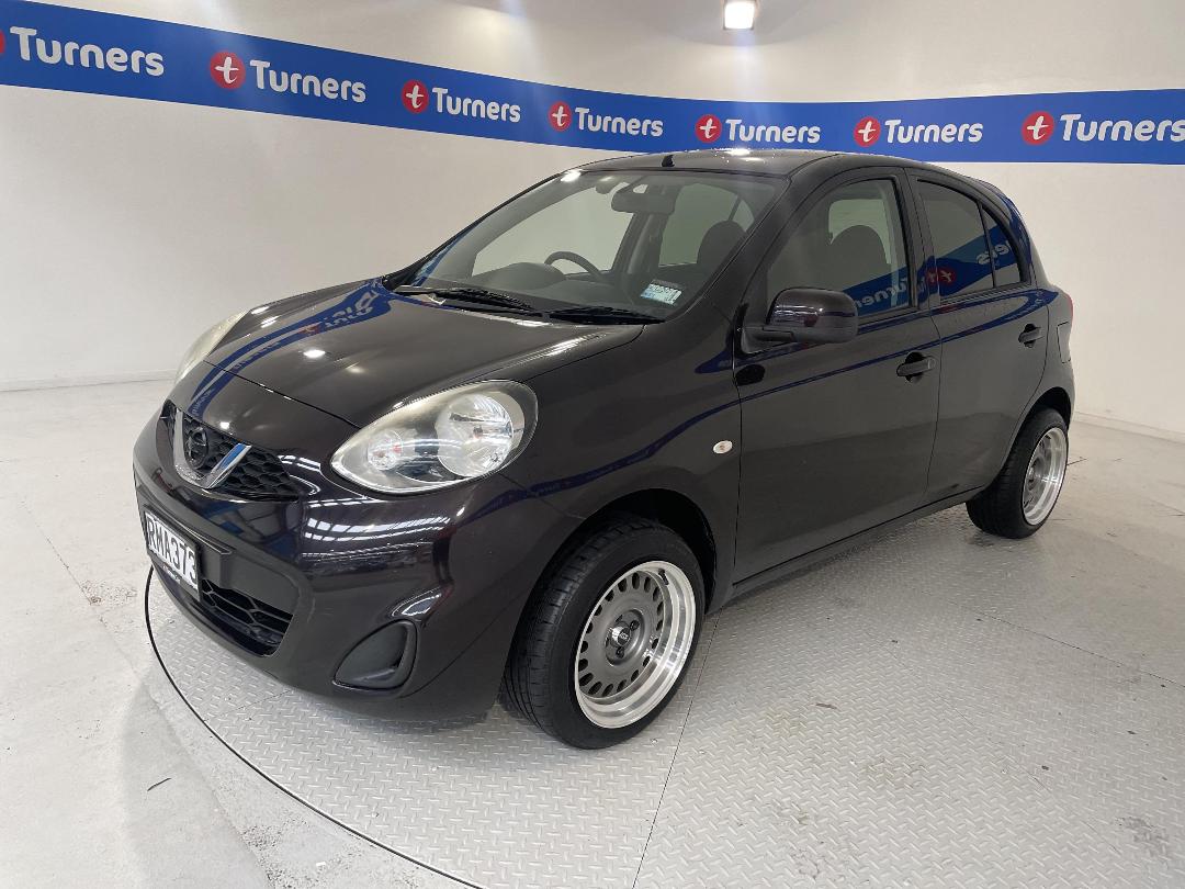 Photo '4' of Nissan March