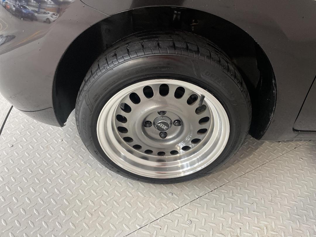 Photo '10' of Nissan March