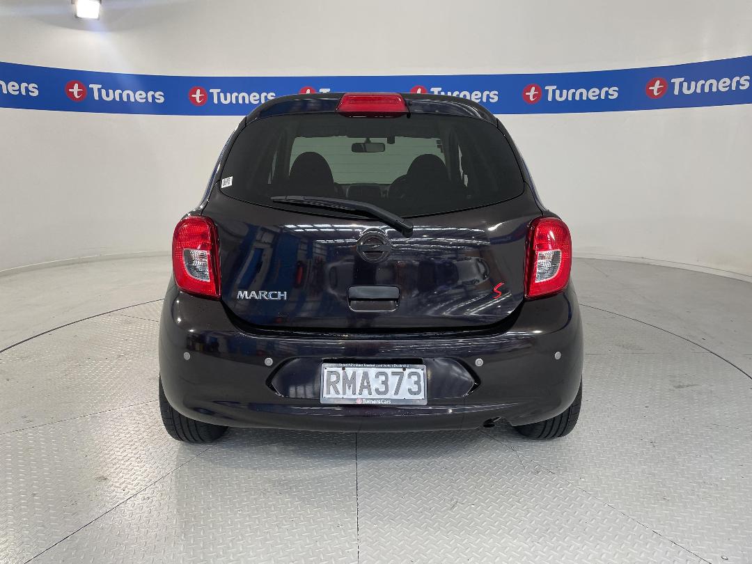 Photo '6' of Nissan March