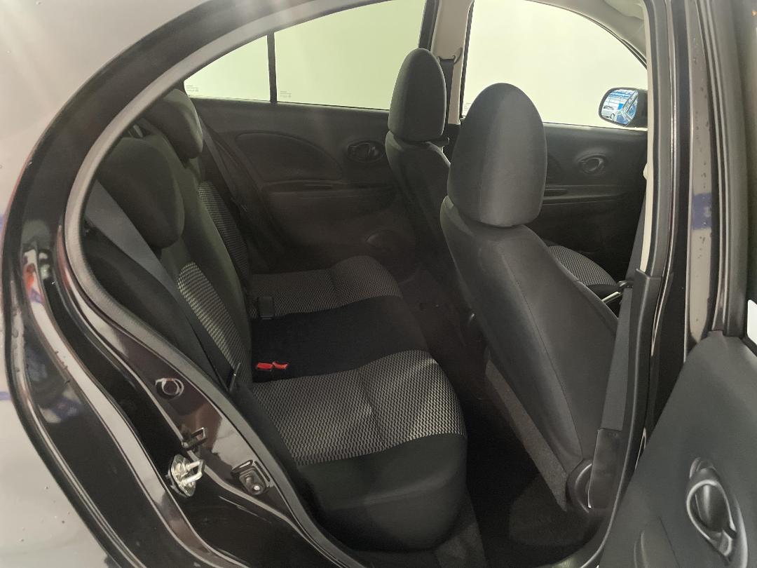 Photo '20' of Nissan March