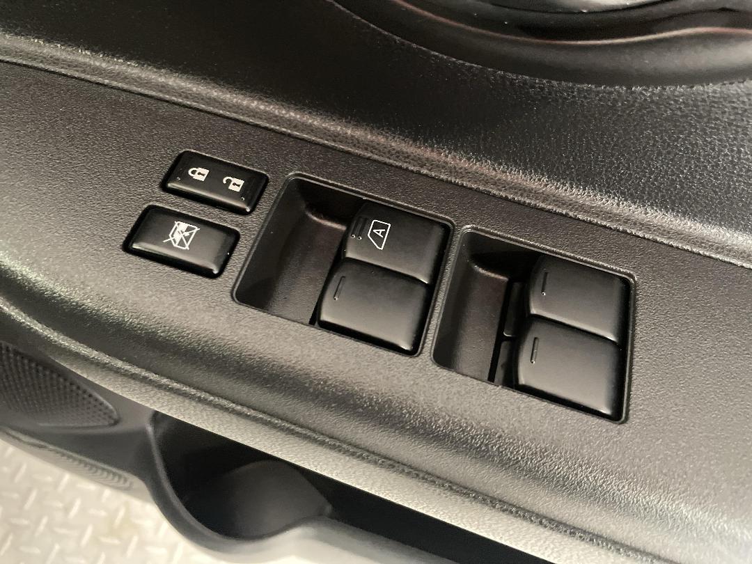 Photo '23' of Nissan March