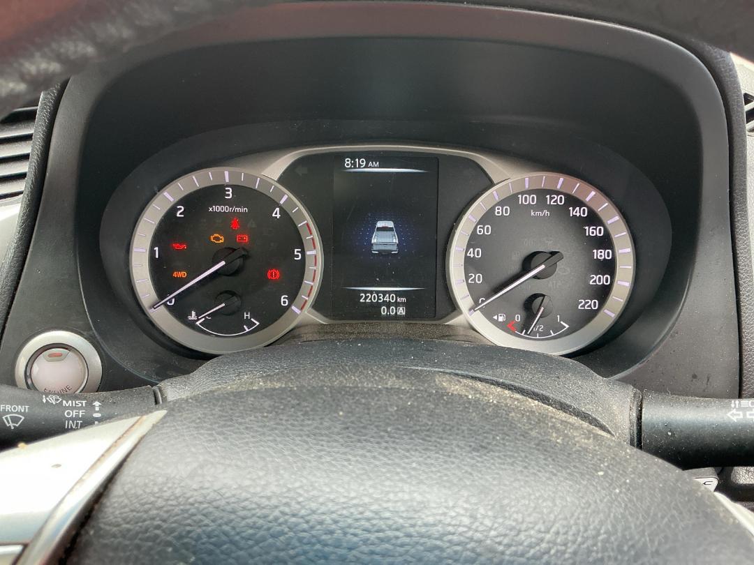 Photo '11' of Nissan Navara ST-X Photo '11' of Nissan Navara ST-X