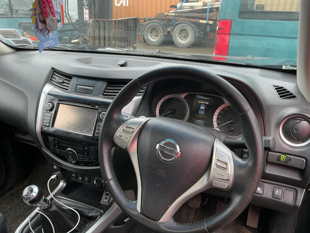 Photo '12' of Nissan Navara ST-X Photo '12' of Nissan Navara ST-X