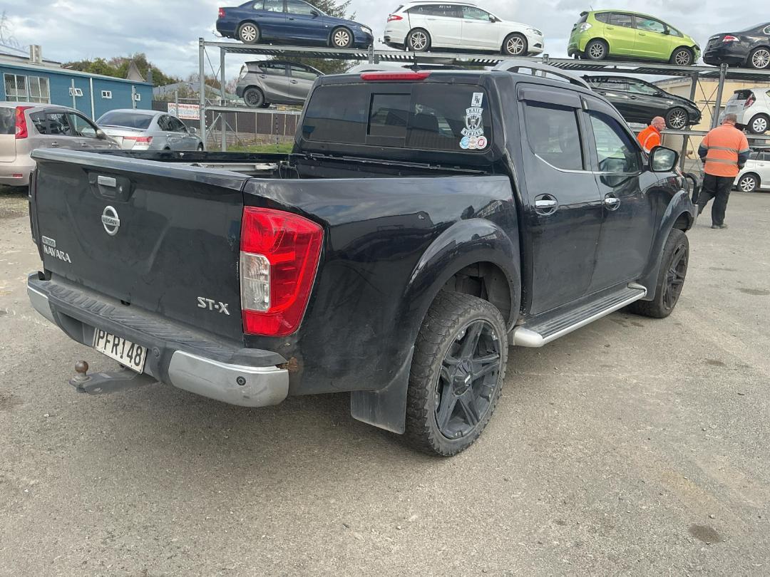 Photo '6' of Nissan Navara ST-X Photo '6' of Nissan Navara ST-X