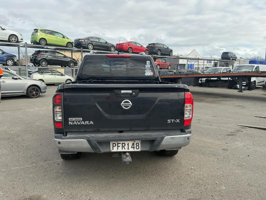 Photo '5' of Nissan Navara ST-X Photo '5' of Nissan Navara ST-X