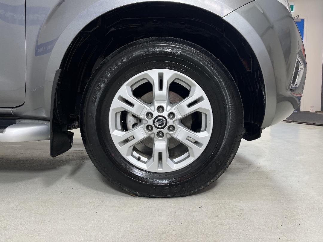 Photo '9' of Nissan Navara