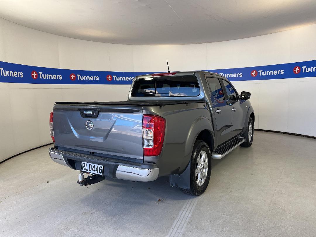 Photo '7' of Nissan Navara