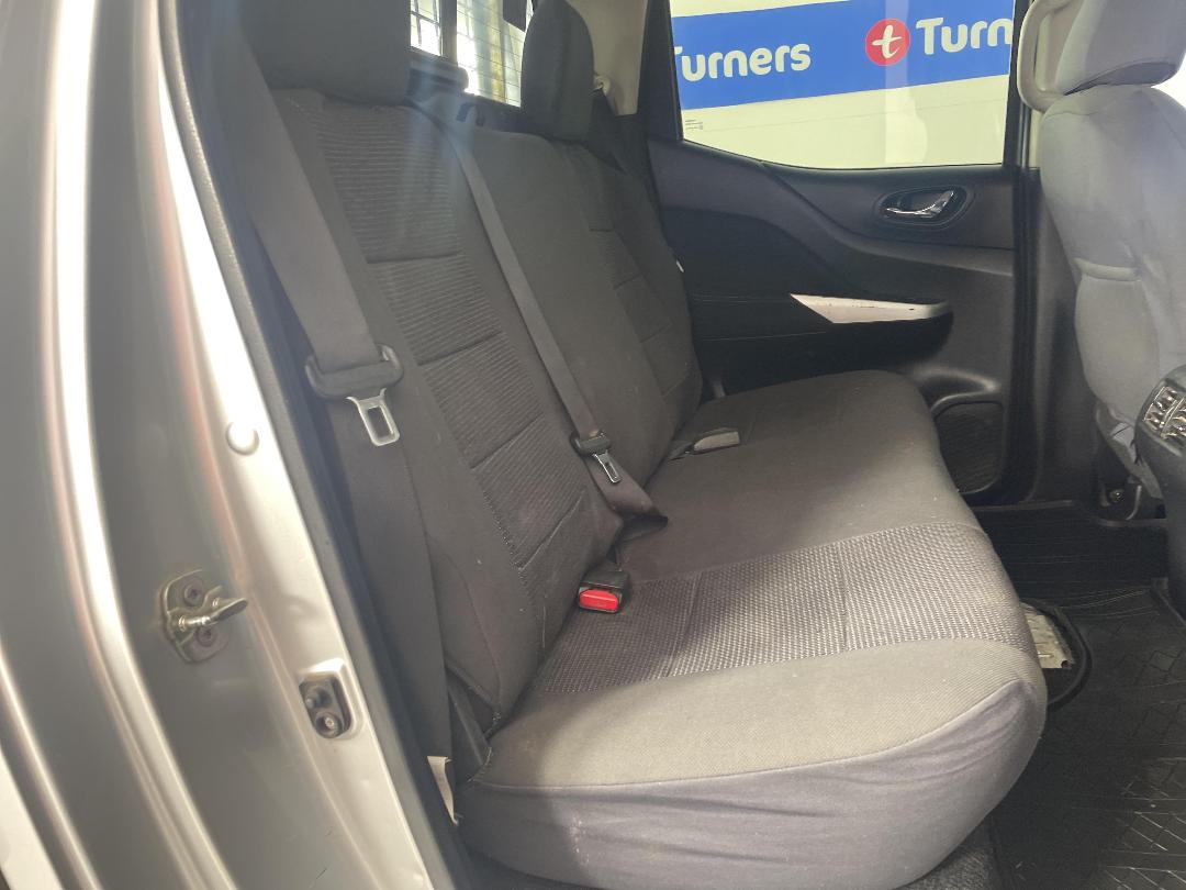 Photo '20' of Nissan Navara