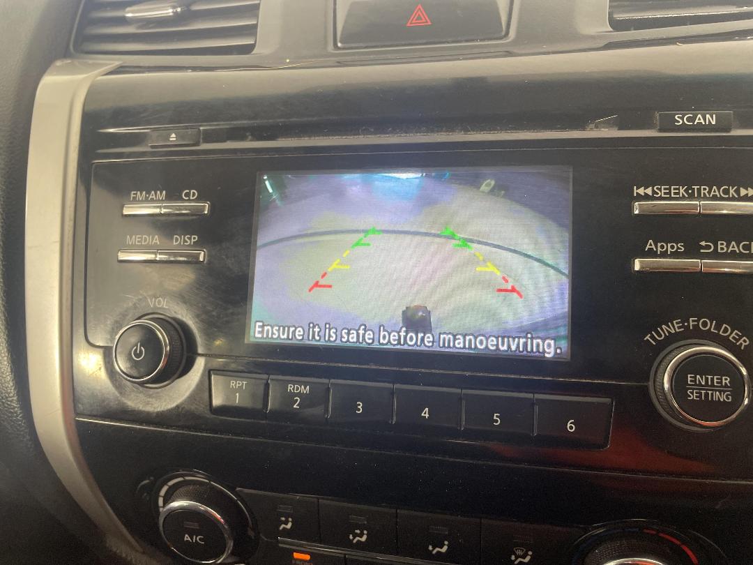 Photo '23' of Nissan Navara