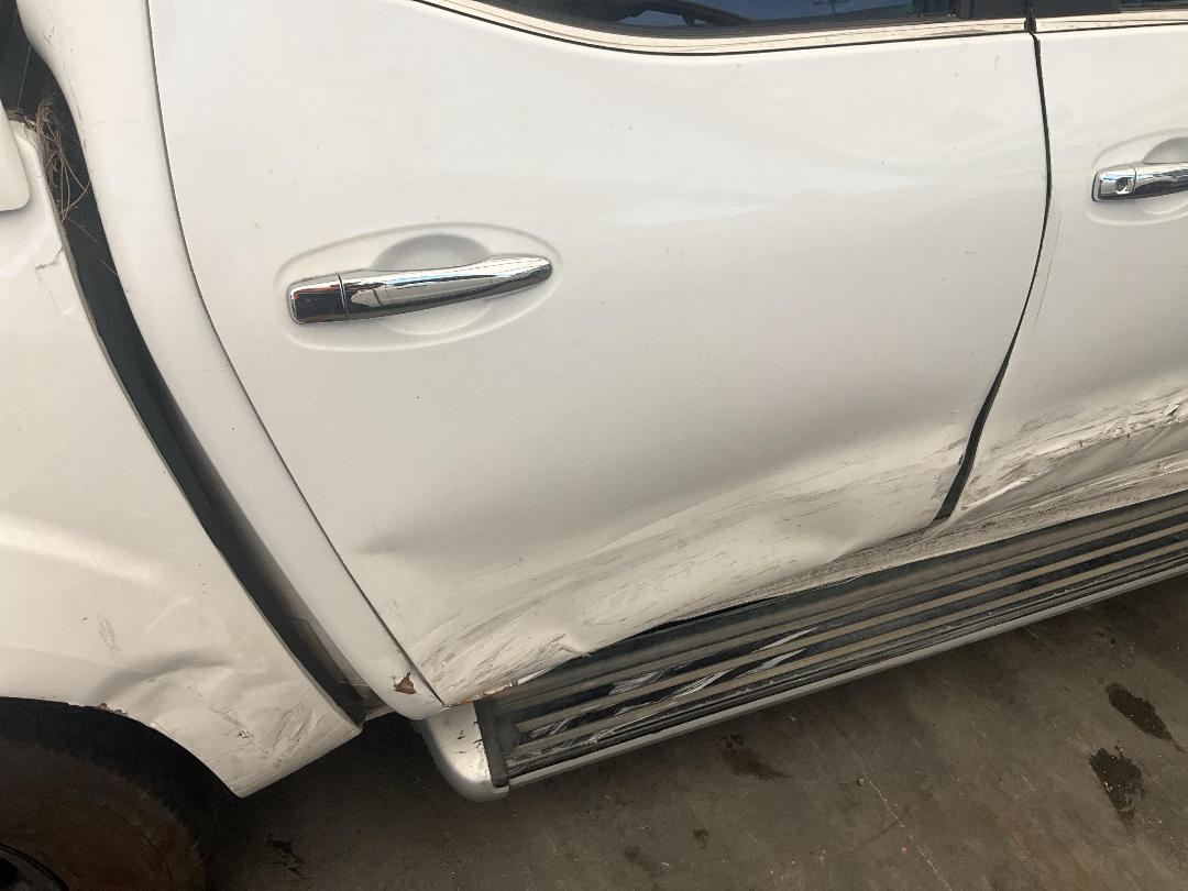 Photo '12' of Nissan Navara ST