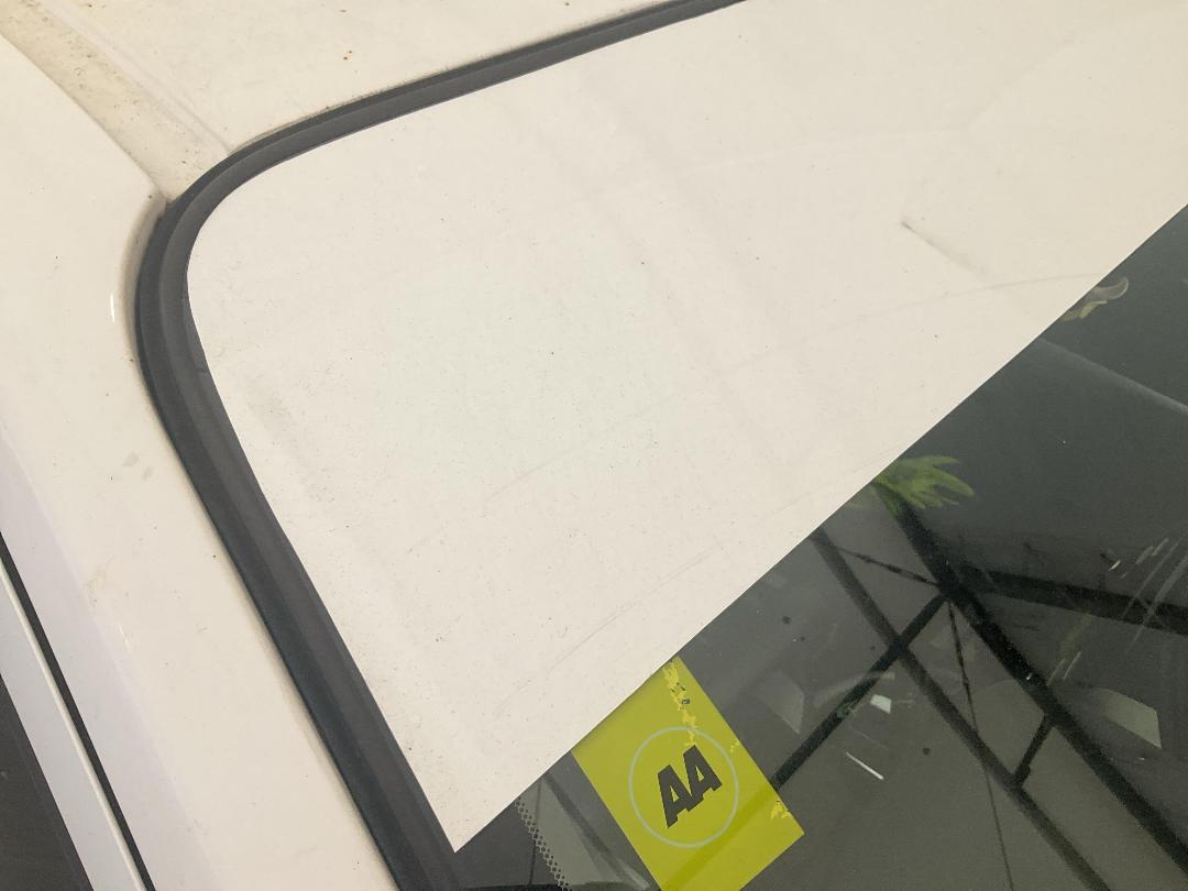 Photo '21' of Nissan Navara ST